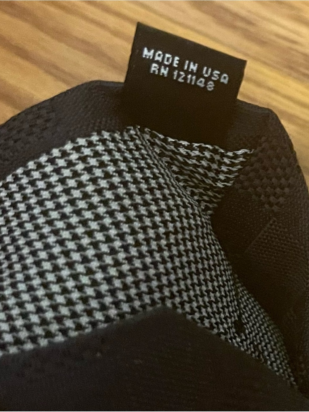 John Varvatos Wool and Silk Patterned Luxe Neck Tie - Picture 5 of 5